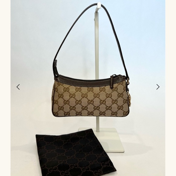 Gucci Brown Monogram Shoulder Bag - Picture 3 of 13